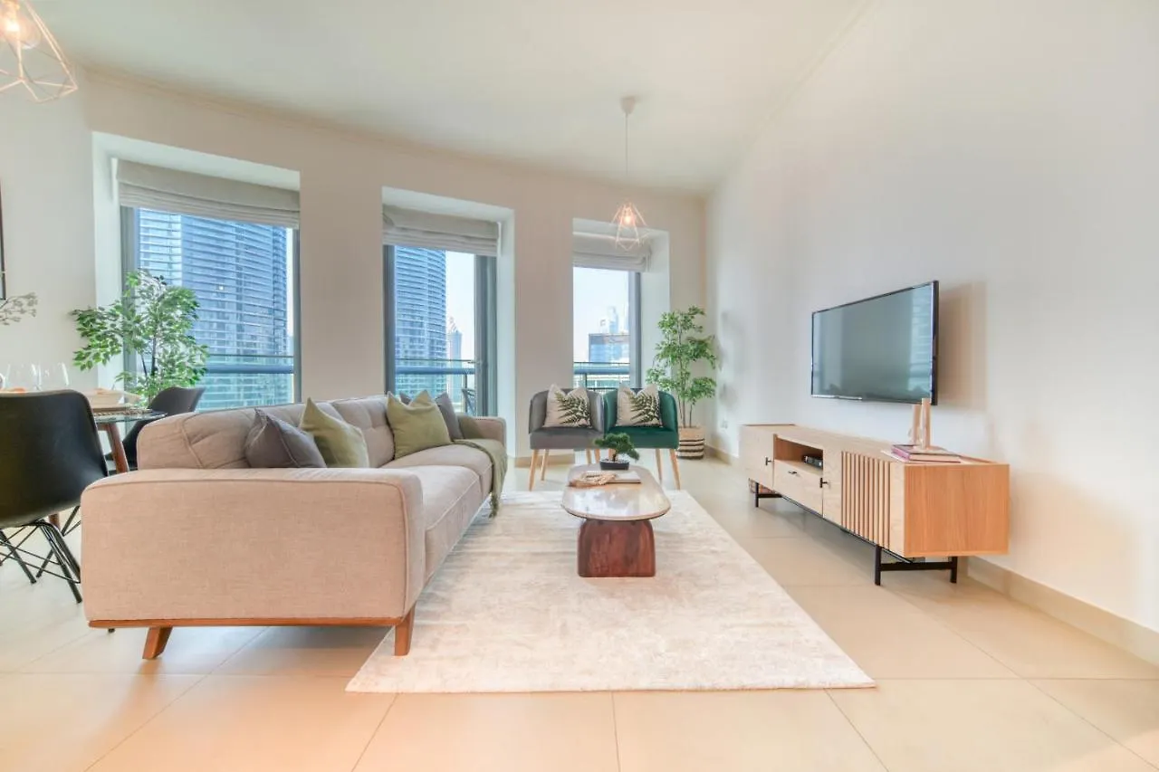 Burj Vista Tower 1 - City View, Downtown Dubai - Mint Stay