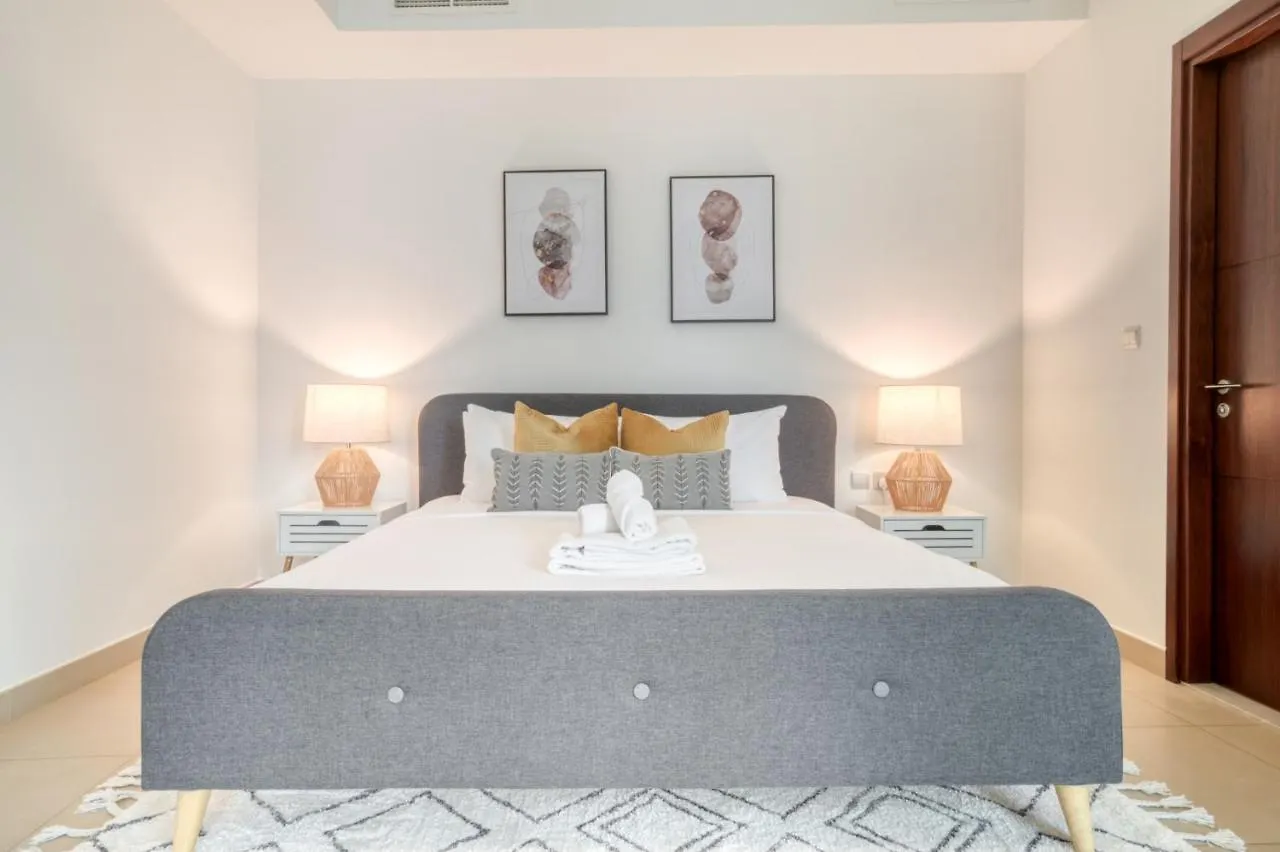 Apartment Burj Vista Tower 1 - City View, Downtown Dubai - Mint Stay