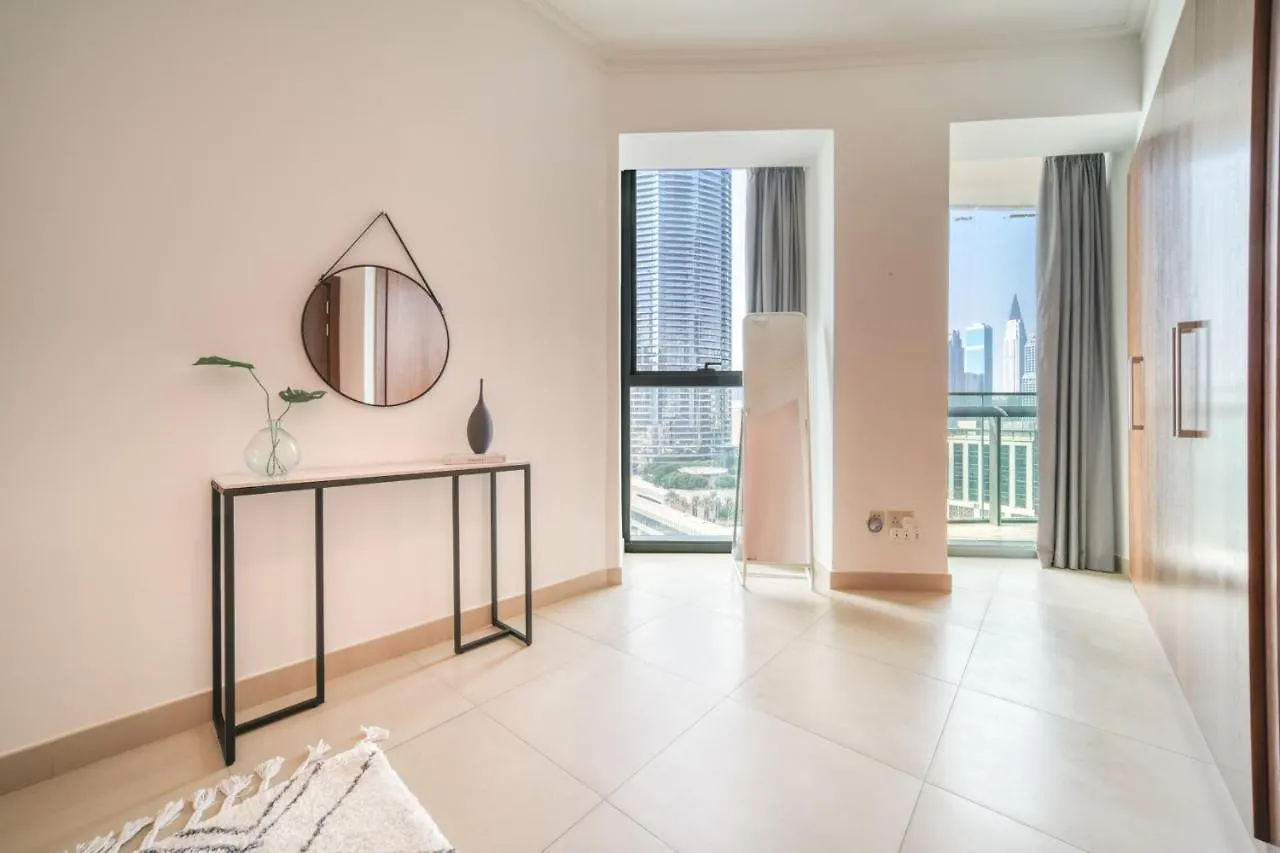 Апартаменты Burj Vista Tower 1 - City View, Downtown Dubai - Mint Stay